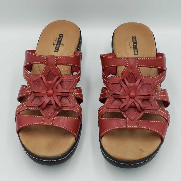 Clarks Delana Venna Red Starburst Flower Leather Slide Slip-On Sandals Size 9.5M - Picture 1 of 12